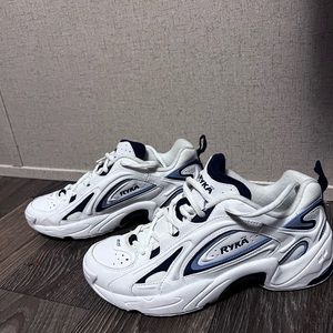 Vintage RYKA sneakers, excellent condition!